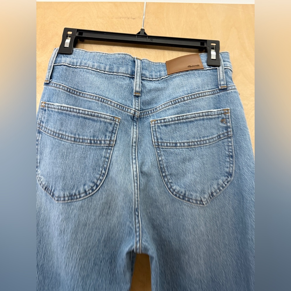 Madewell High-Rise Flare Jeans in Caine Wash - Picture 14 of 16